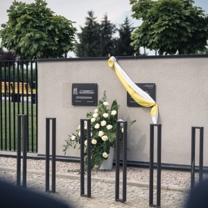 117788911_766265740800284_7713893134967171928_n